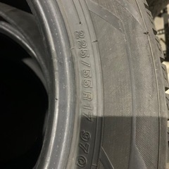 ヨコハマIG60 225/55-17 バリ溝