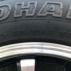 スタッドレスタイヤ　ヨコハマタイヤ　17インチ