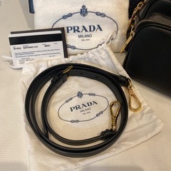 PRADA サフィアーノ　ショルダー