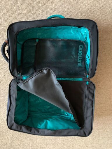 Burton Wheeled Cargo 65Lトラベルバッグ、新品の状態、1回のみ使用 Burton Wheeled Cargo 65Lトラベルバッグ、新品の状態、1回のみ使用