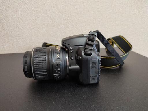 Nikonミラーレスカメラ D3100 望遠ズーム 標準ズーム レンズキット