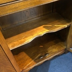 美品　アンティーク調木製ガラスキャビネット飾り棚食器棚本棚をお安くお譲りいたします！