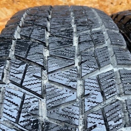 バリ山 BRIDGESTONE DM-V1 245/70R16 スタッドレス タイヤ 2013年製 - 札幌市