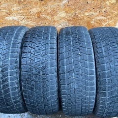 バリ山 BRIDGESTONE DM-V1 245/70R16 スタッドレス タイヤ 2013年製