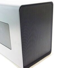 Razer エンクロージャーボックス RC21-01430100-R3J1 Razer Core X