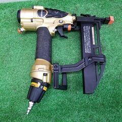 日立工機 N5004HMF 50㎜高圧タッカ【リライズ野田愛宕店】【店頭取引限定】【中古】管理番号：ITL3J6VSNLLO