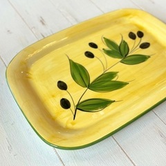 【ネット決済・配送可】スペイン製 オリーブ柄 陶器製プレート　大皿
