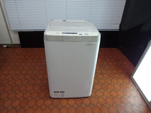 【正規品直輸入】 ID 961679　洗濯機シャープ5.5Kg　２０１６年製　日焼け有現状販売　ES-GE55A 洗濯機