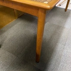 ^_^ 飛騨家具　キツツキマーク　ダイニングテーブル　大きいです。