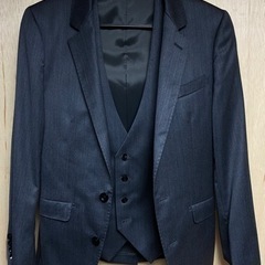スーツ（3ピース）