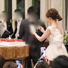 美品　Vネックウエディングドレス