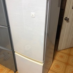 【ネット決済】2013年製シャープ167リットル2ドア冷蔵庫
