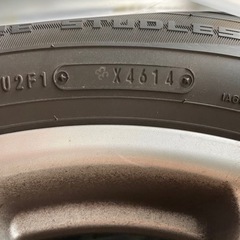 バリ溝✨スタッドレス 215/60R16