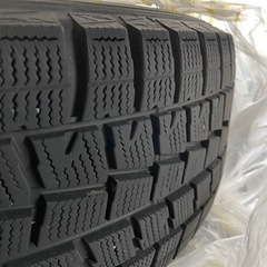 バリ溝✨スタッドレス　215/60R16