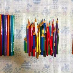 色鉛筆です。