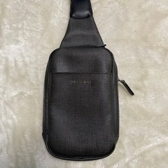 BVLGARI斜め掛けバック