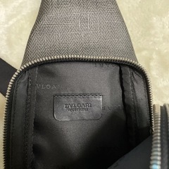 BVLGARI斜め掛けバック