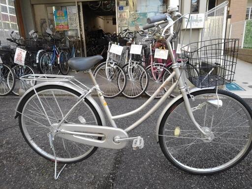 中古自転車１７６４　前後タイヤ新品！　日本製　２６インチ　ギヤなし　LEDオートライト