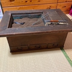 【ネット決済】昭和レトロ　囲炉裏テーブル　小物付き　アンティーク　
