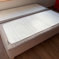 【ネット決済】IKEA 脚付き マットレス ベッド