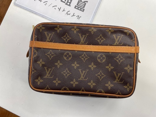 LOUIS VUITTON セカンドバッグ　モノグラム　M51847 内ポケット使用不可　程度C