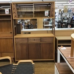 KK-86【ご来店頂ける方限定】新入荷　志岐インテリア　栴檀無垢材　キッチンキャビネット