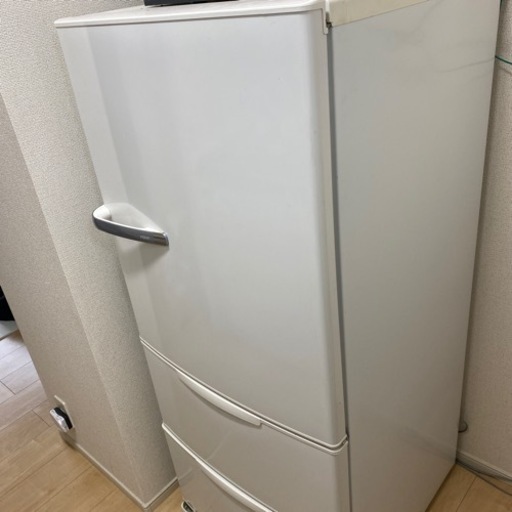 冷蔵庫　AQUA 2015年製　272L