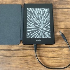 Kindle Paperwhite 32GB 広告なし　ケース付