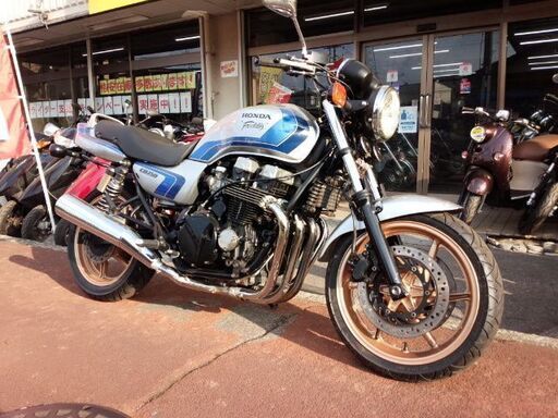 NO.4091　ＣＢ７５０　ＲＣ４２　空冷４サイクルＤＯＨＣ１６バルブ４気筒７５０ｃｃ　スペンサーカラー（シルバー＆ブルー）　☆彡