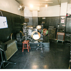 大阪府阪南市にある音楽スタジオです！音楽仲間募集！