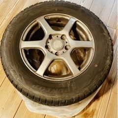 スタッドレスタイヤ、ホイル付き4本セット