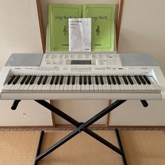 電子ピアノキーボード（カシオ）