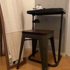 【ネット決済】スチール椅子　アンティーク風