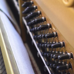 ヤマハ中古アップライトピアノ　W101（1977年製造）