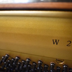 ヤマハ中古アップライトピアノ　W101（1977年製造）