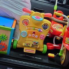 【ネット決済・配送可】子供用おもちゃ　乗り物セット