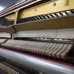 中古アップライトピアノ EASTEIN B ブリュートナーモデル 東京ピアノ工業 高さ133cm 製造1973年