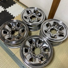 ハイラックス純正メッキホイール　15インチ　ハイエース等に