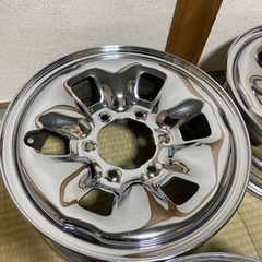 ハイラックス純正メッキホイール　15インチ　ハイエース等に