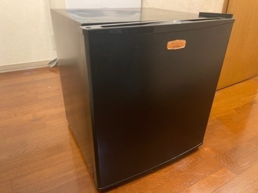 小型冷蔵庫　46L