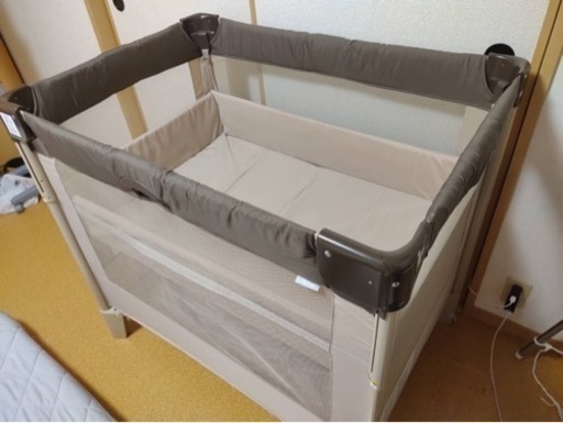 【決まりました】アップリカ　ベビーベッド　ココネル