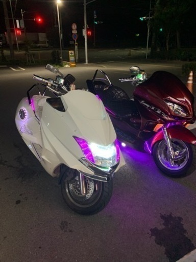 マグザム　フルカスタム　低走行車　早い者勝ちです。ウーファーカスタム多数 マグザム フルカスタム 低走行車 早い者勝ちです。ウーファーカスタム多数