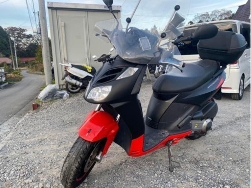★お支払い総額 6.2万円★ アプリリア スポーツシティキューブ250  リアボックス付き♪ 外観良好♪ スクリーン！ 車校高くカッコイイ！ 通勤通学に♪ 関東圏内即日配送可能です！