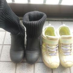 ブーツ（アシックスmajo aile）　22.5センチ　運動靴（...