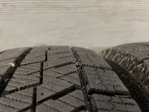 走行短め BS BLIZZAK VRX2 175/65R15 15インチ スタッドレス 4本 2018