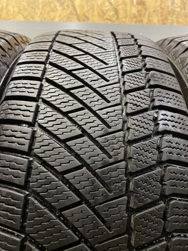 Continental ContiVikingContact6 215/60R17 17インチ スタッドレス 4本 MPV プレサージュ デュアリス エルグランド等　(TF628)クレジットカード QRコード決済可能
