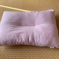 枕　35✖️50  4個セット価格【値下げ❣️】