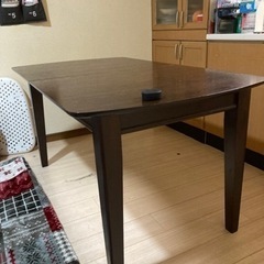 テーブル等椅子X3