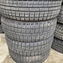 スタッドレス　超バリ山　195/65r15 トーヨータイヤg5