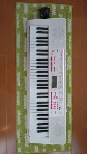 カシオのキーボード LK-121